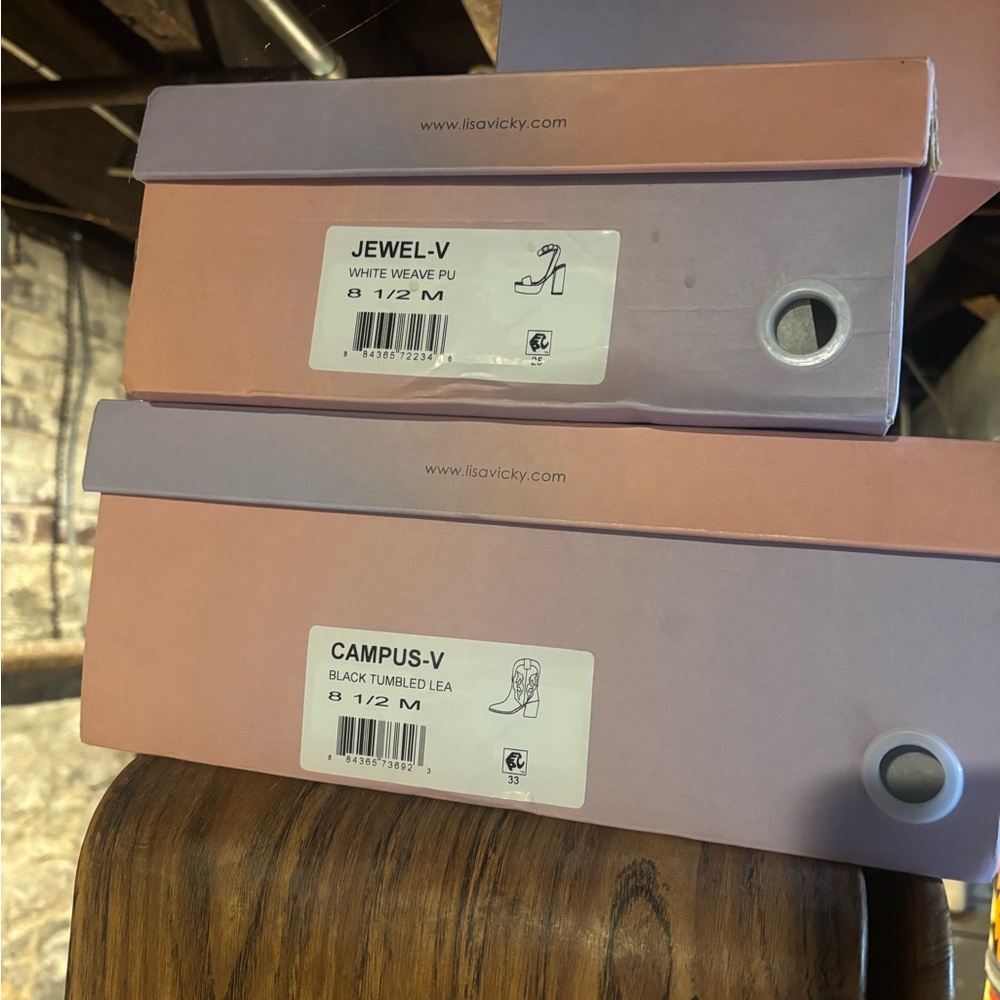 2 brand new pair of Lisa Vicky heels!!!!